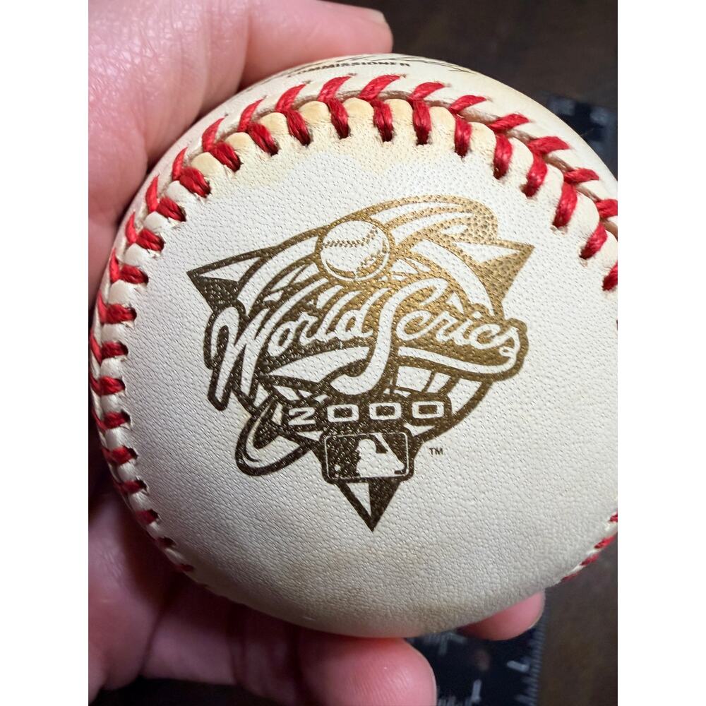 Rawlings Official 2000 World Series Baseball Yankees Mets Subway Series Selig - Picture 15 of 16